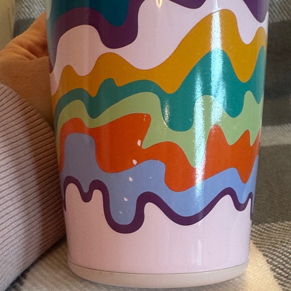 SWIG Colorful Wave Mug - Picture 5 of 6
